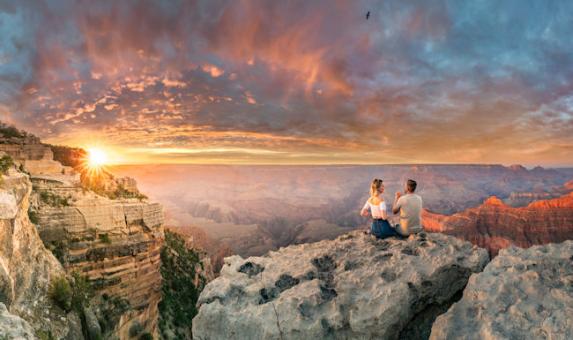 Grand Canyon Sunset Couple 