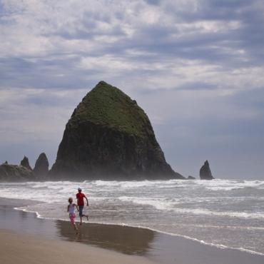 Haystack rock at Cannon Beach OR