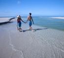FL RSW beach couple.jpg